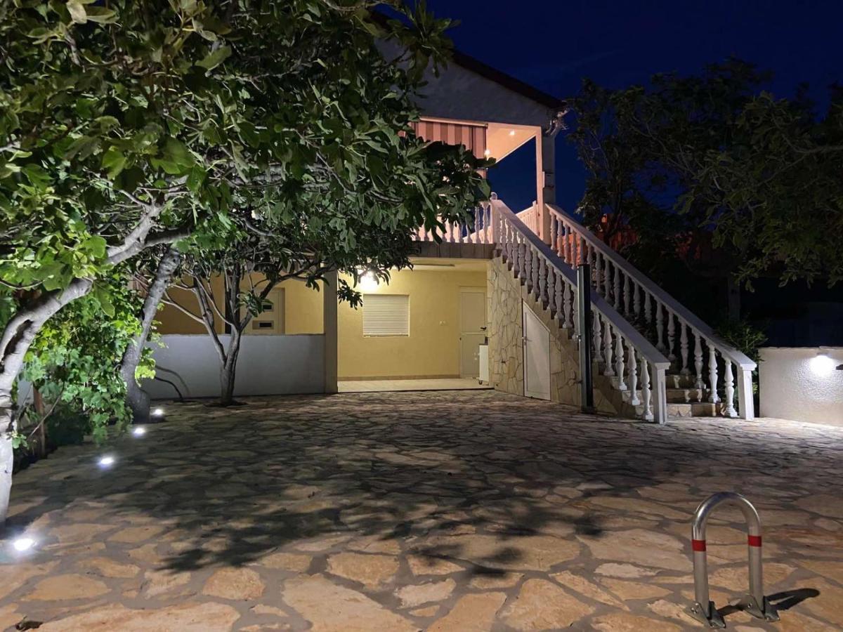 Apartament Mateo *